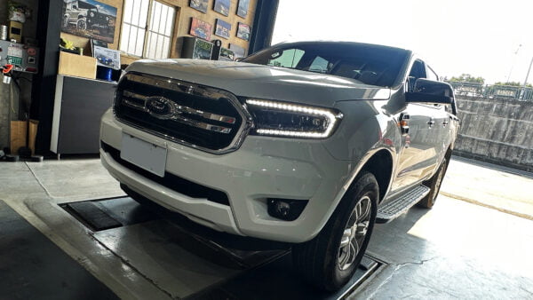 FORD RANGER 三魚眼 序列式方向燈 全LED大燈：圖片 5